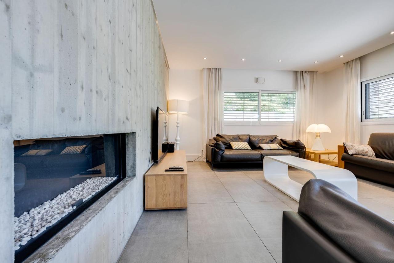 Le Kube - Appartements De Prestige Au Centre D'Annecy Bagian luar foto