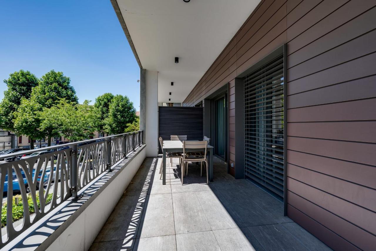 Le Kube - Appartements De Prestige Au Centre D'Annecy Bagian luar foto