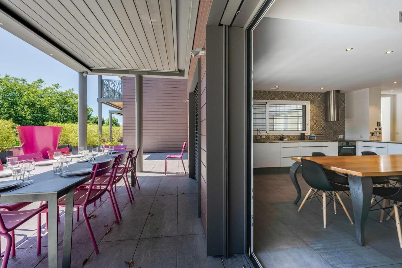 Le Kube - Appartements De Prestige Au Centre D'Annecy Bagian luar foto
