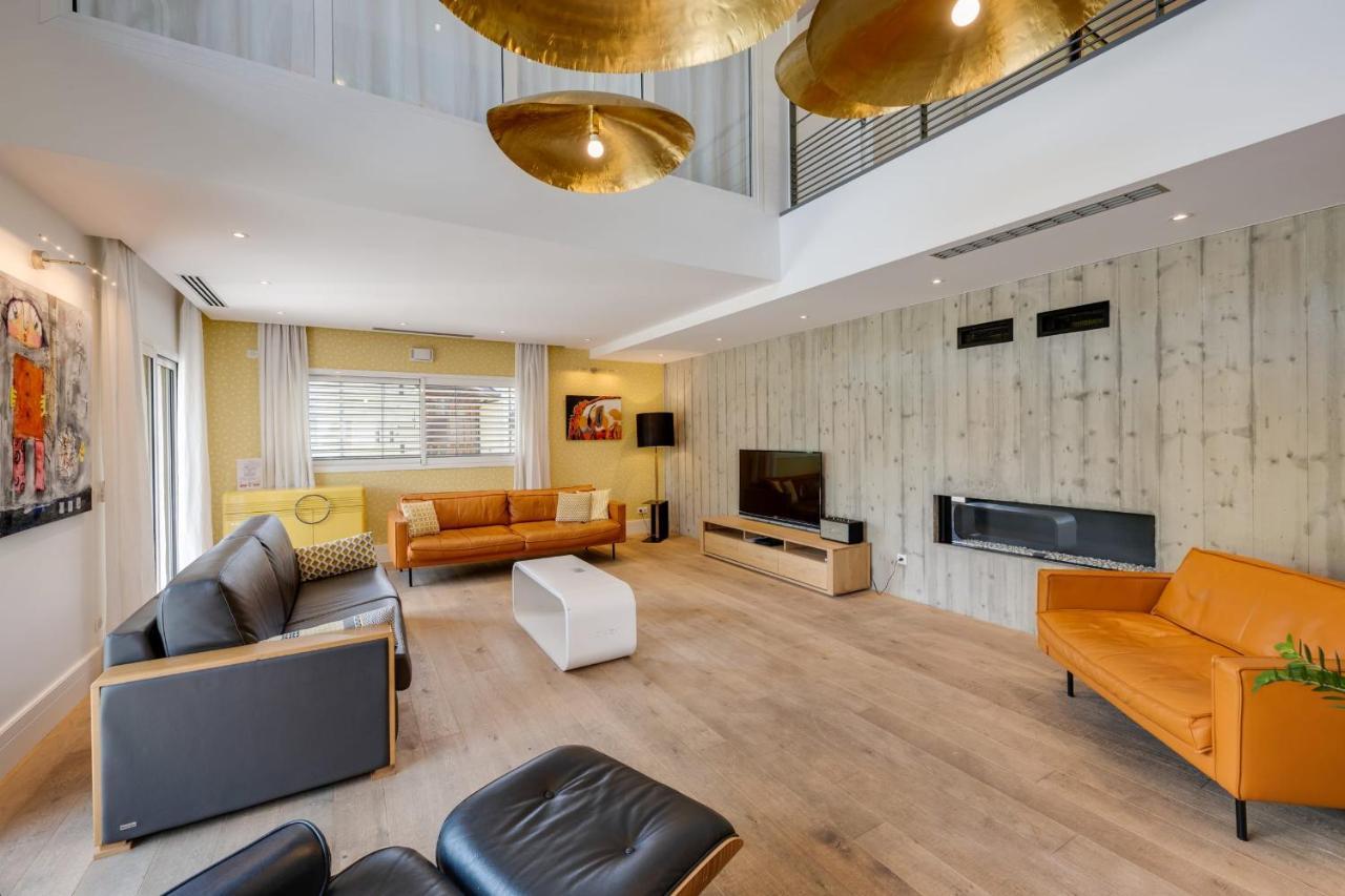 Le Kube - Appartements De Prestige Au Centre D'Annecy Bagian luar foto