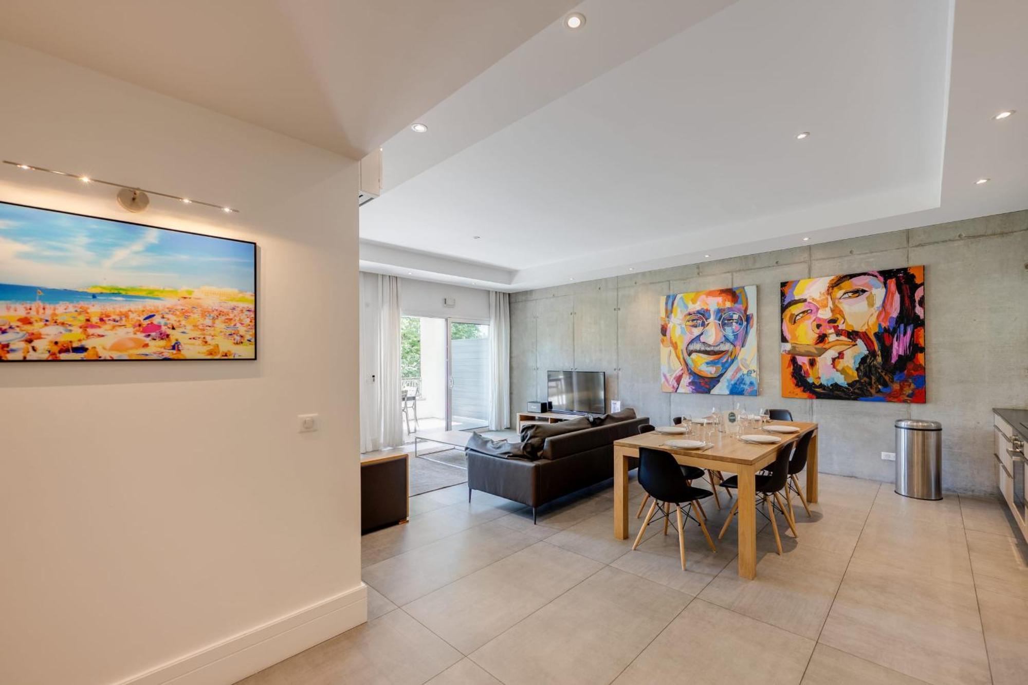 Le Kube - Appartements De Prestige Au Centre D'Annecy Bagian luar foto